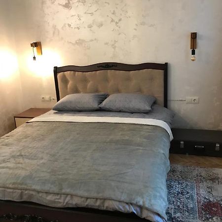 Apartament Tugan Baranovskogo Lviv Exterior foto