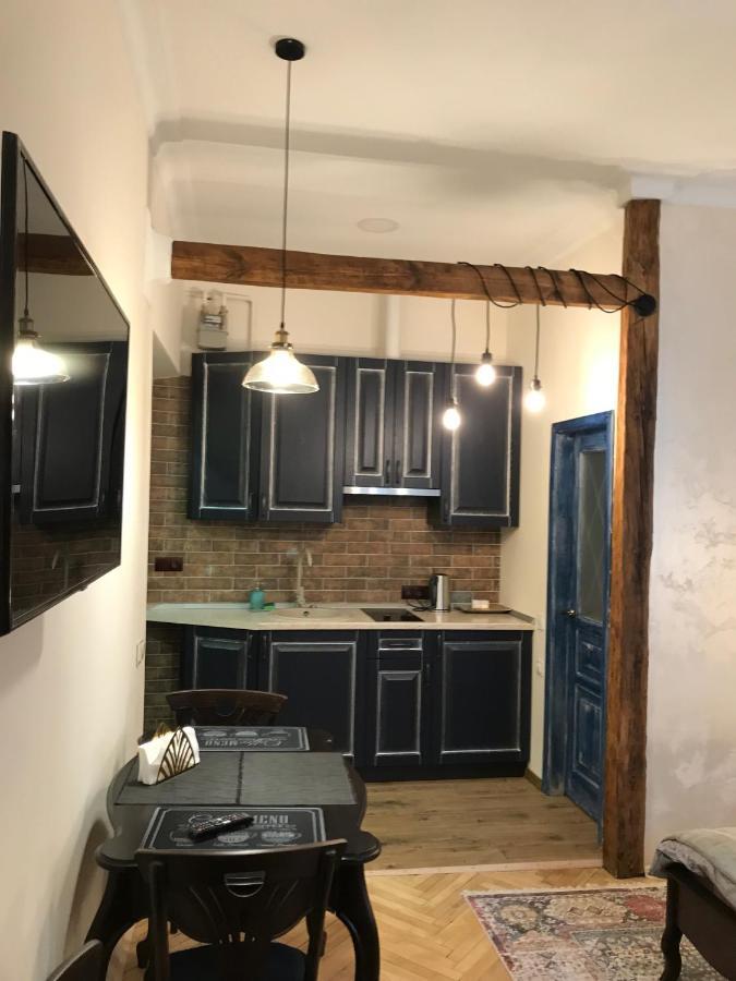 Apartament Tugan Baranovskogo Lviv Exterior foto